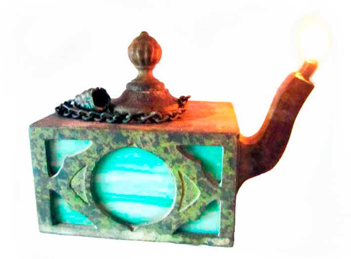 Lit Sonnet Lamp